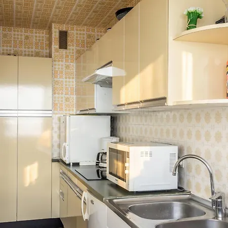 Escoublac Beachfront: Seaview With Terrace Apartment
