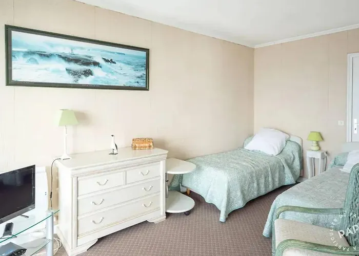 Escoublac Beachfront: Seaview With Terrace Apartment *